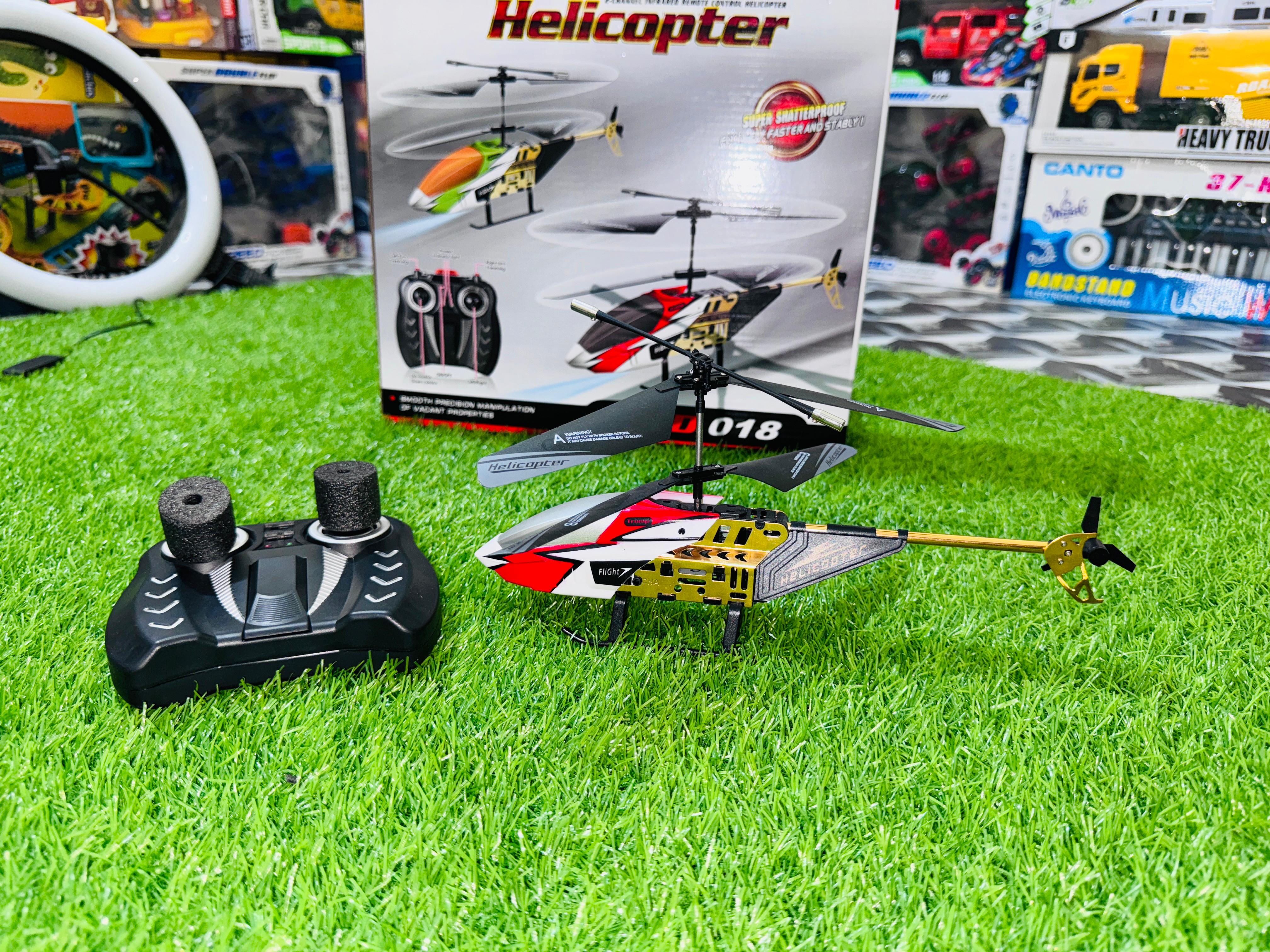 R/C helicopter with smooth flight