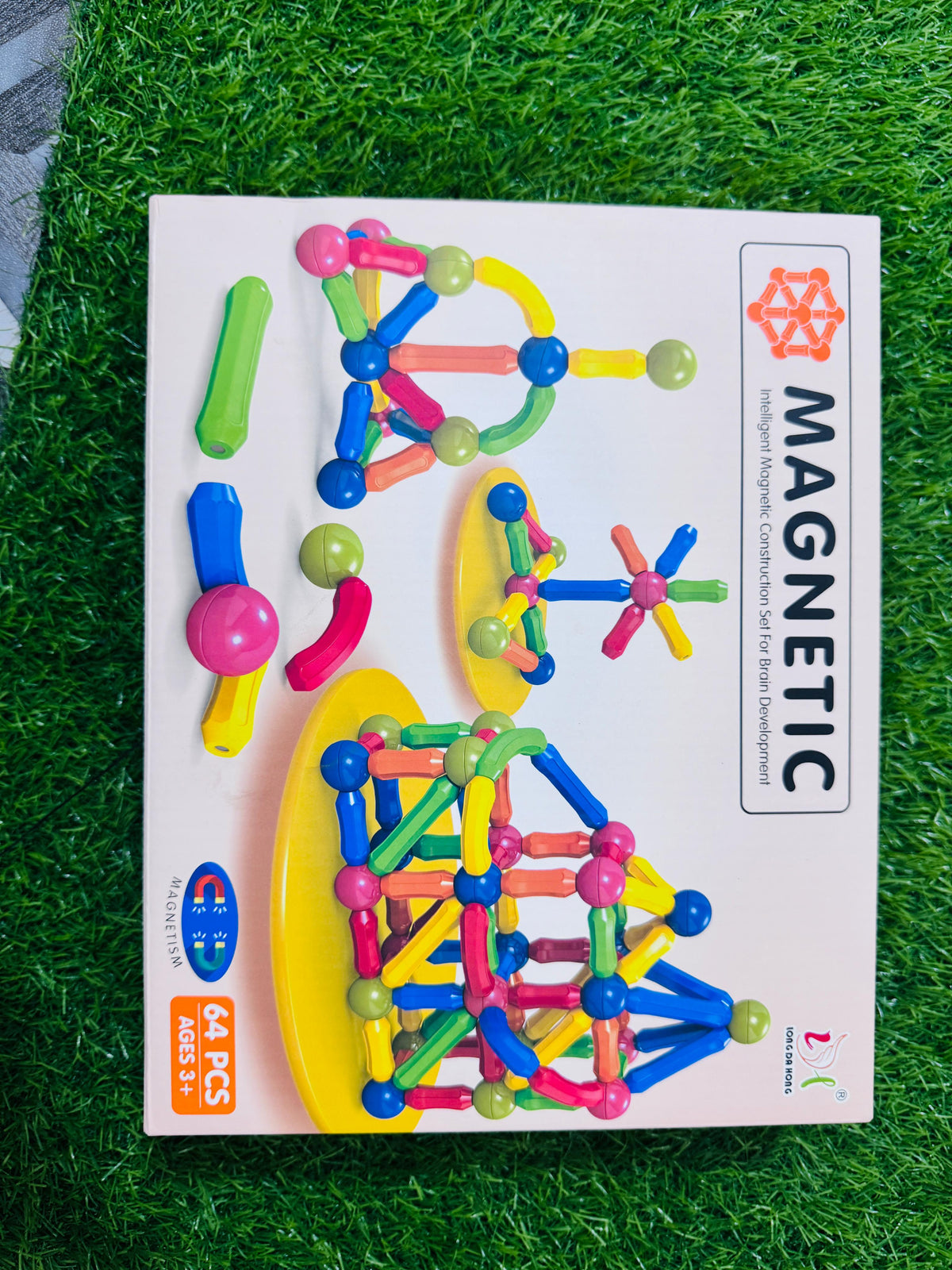 Magnetic construction blocks for brain development 64 pieces